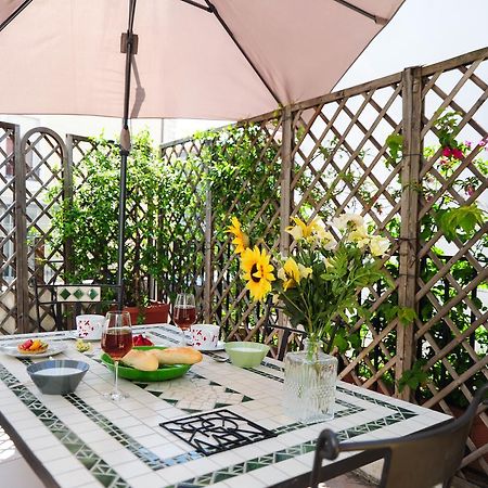 Suite St Genevieve Five Stars Holiday House Ница Екстериор снимка