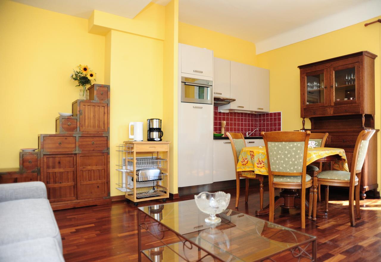 Suite St Genevieve Five Stars Holiday House Ница Екстериор снимка